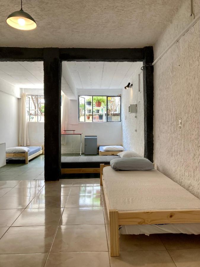 Blanes Hostel Монтевидео Экстерьер фото