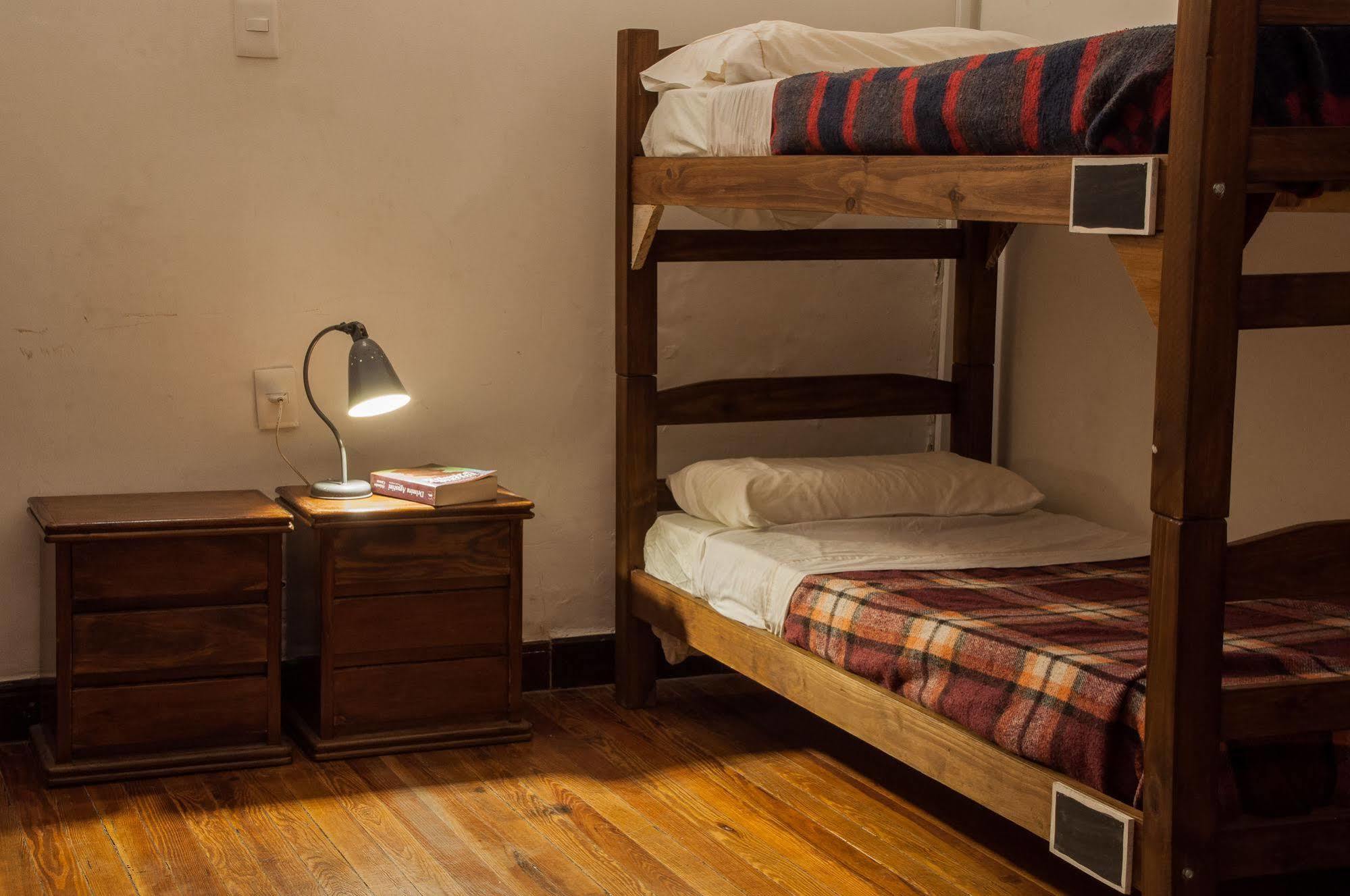 Blanes Hostel Монтевидео Экстерьер фото